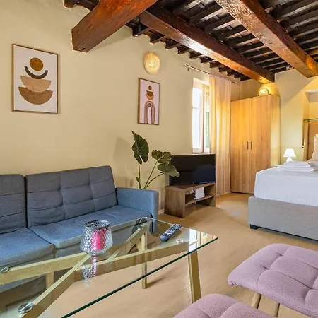 Ydragogeio Old Town *