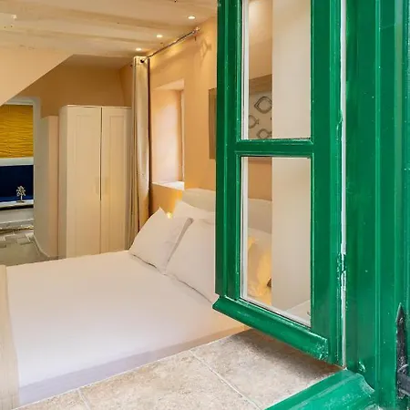 Ydragogeio Old Town Apartman *