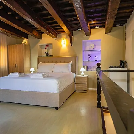 Ydragogeio Old Town Apartman *