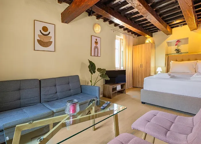 Ydragogeio Old Town *