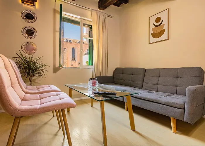 Ydragogeio Old Town Apartament