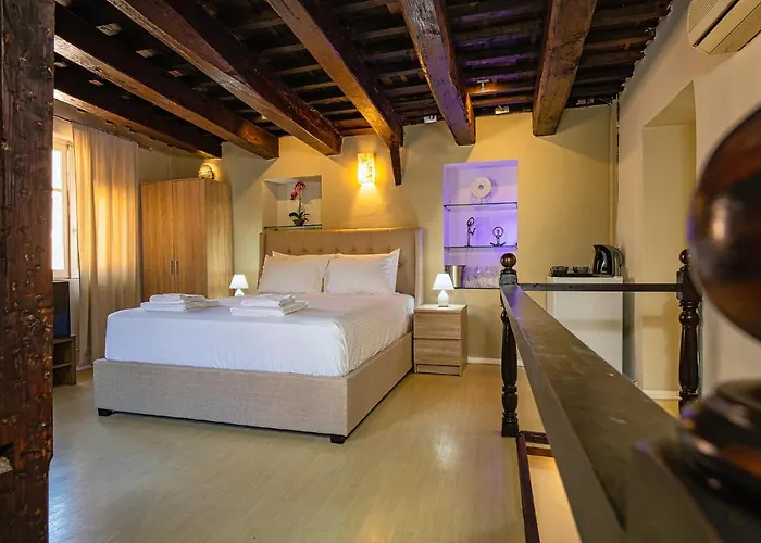 Ydragogeio Old Town Apartament *