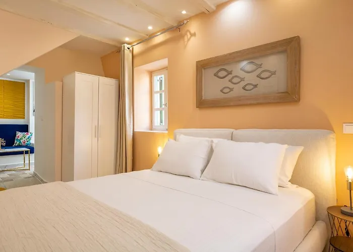 Ydragogeio Old Town *