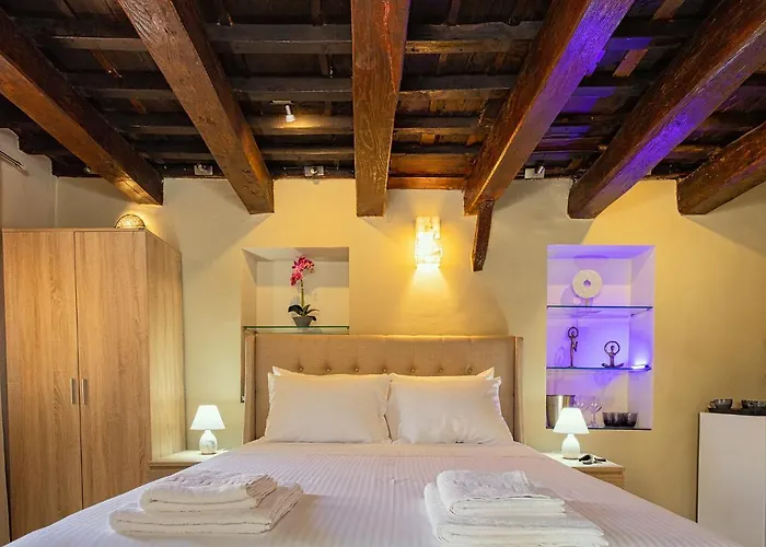 Ydragogeio Old Town Apartament